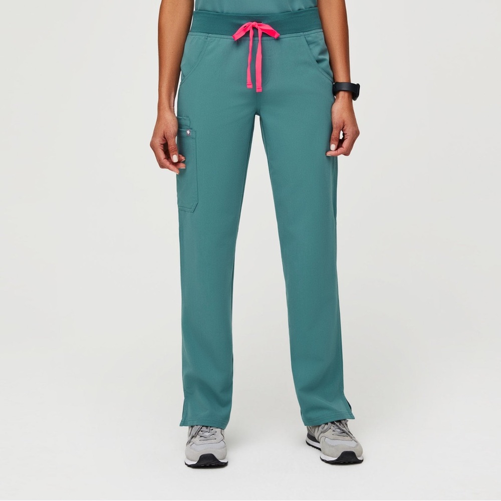Figs Women’s Hydrogreen Kade - XS Petite
Cargo Scrub Pants